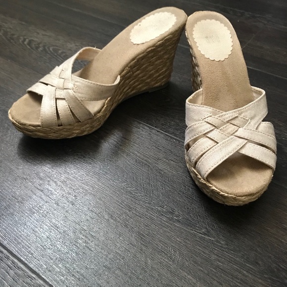 Slip-On Wedges - Picture 2 of 3